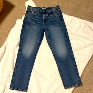 AE77 American Eagle Outfitters High Rise Blue Jeans